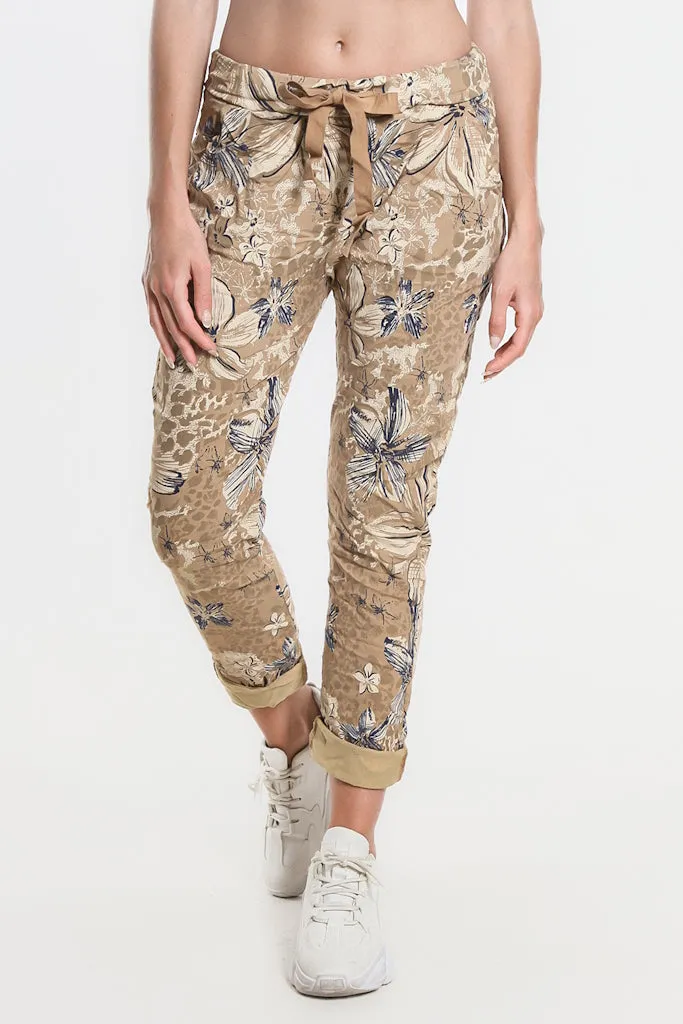 Daelyn Hibiscus Animal Pull On Pant (PL707H)