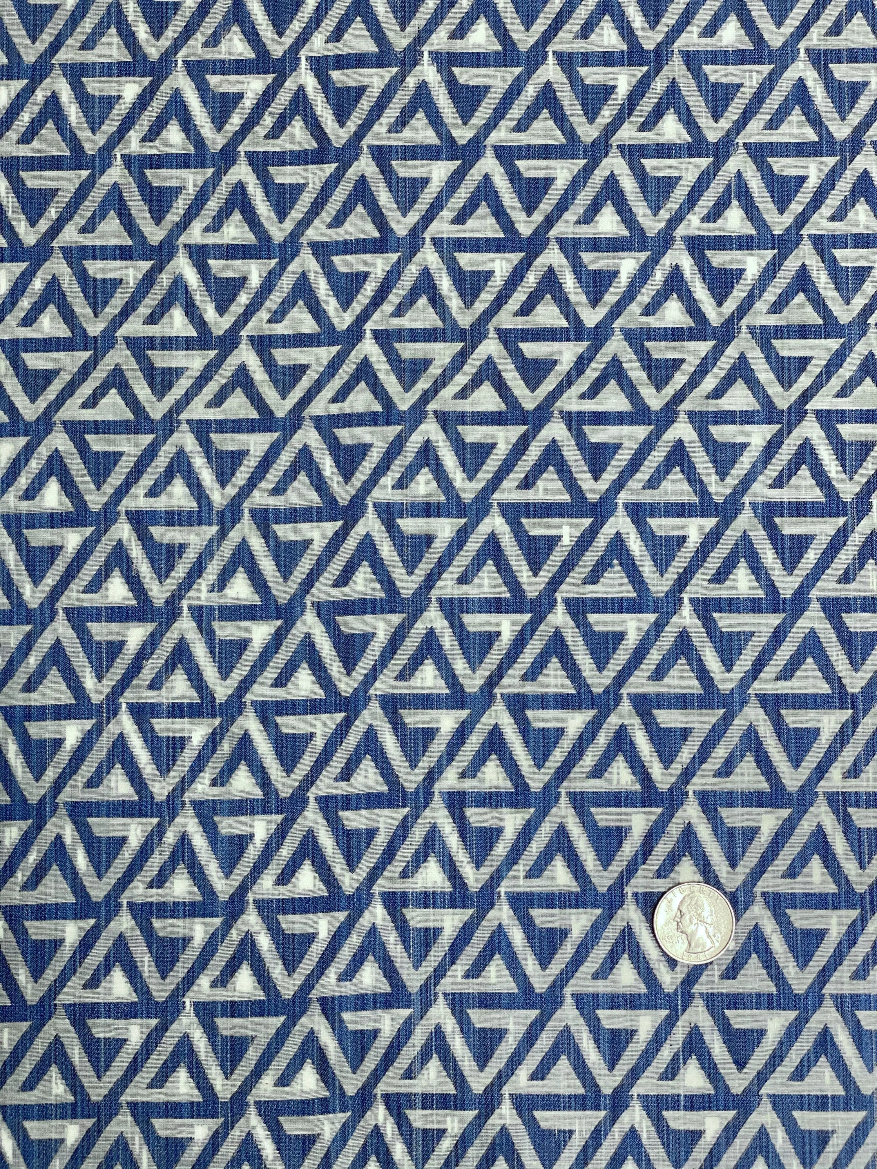 Off-White Blue 1050 Geometric Pattern Blend Novelty